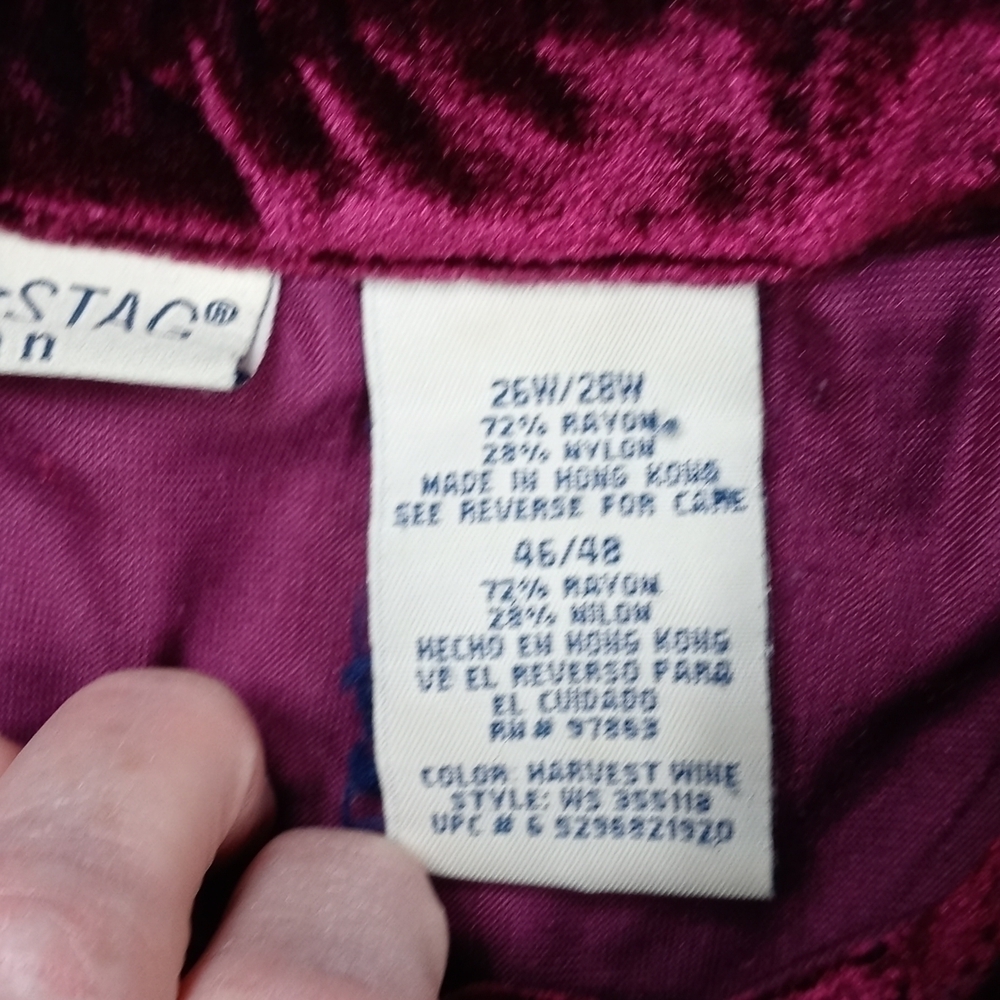 White Stag womens 26W/28W (46-48) button down velvet feel long sleeved blouse. - Picture 3 of 8